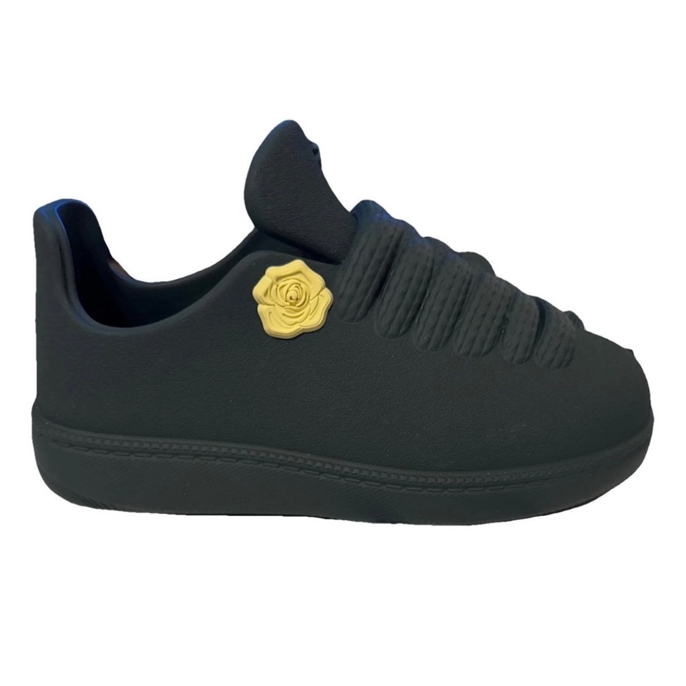 Burberry sneakers